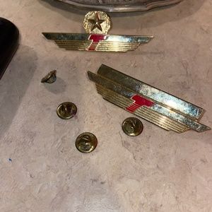 Donald trumps pilots pendant and navigator pendant